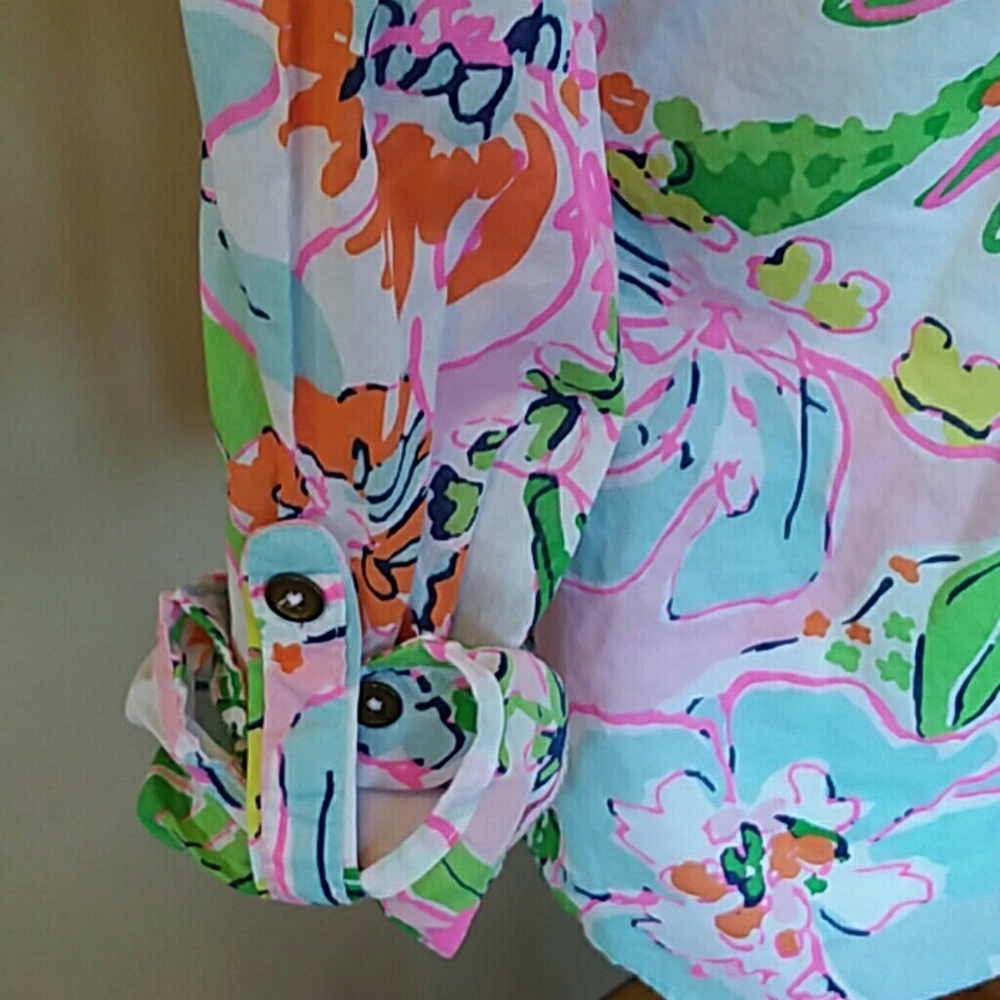 Lilly Pulitzer for target Nosey Posie button up sm - Picture 5 of 8